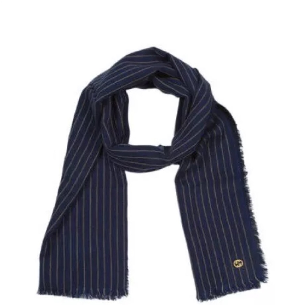 Gucci NWT scarf